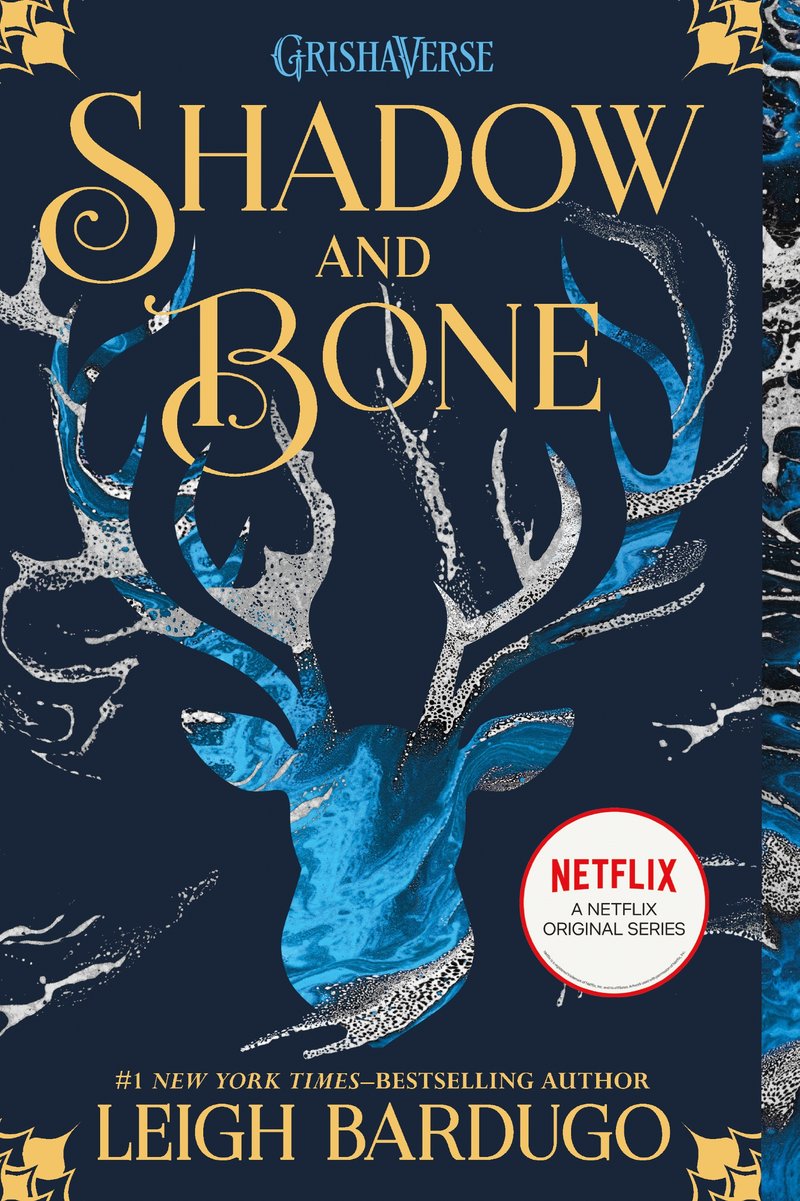 Shadow and Bone (Shadow and Bone #1) by Leigh Bardugo